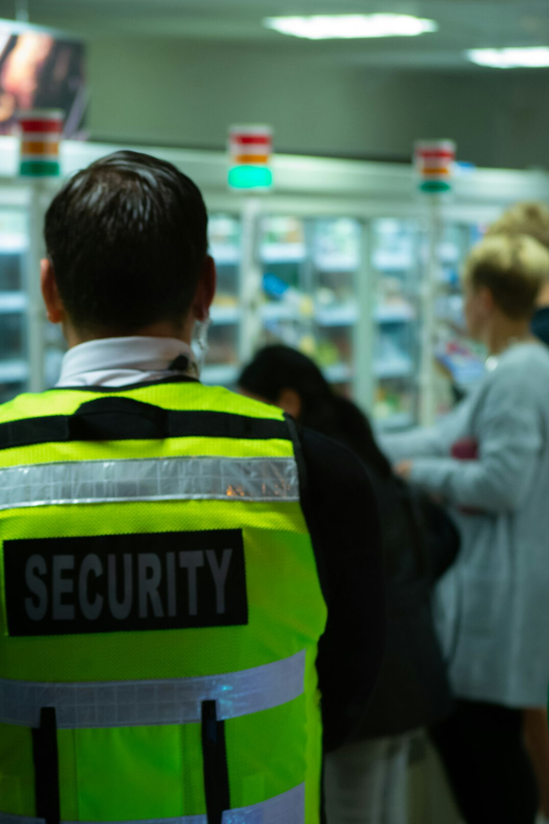 fashion store security guard